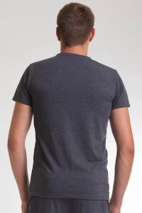 Футболка чоловіча