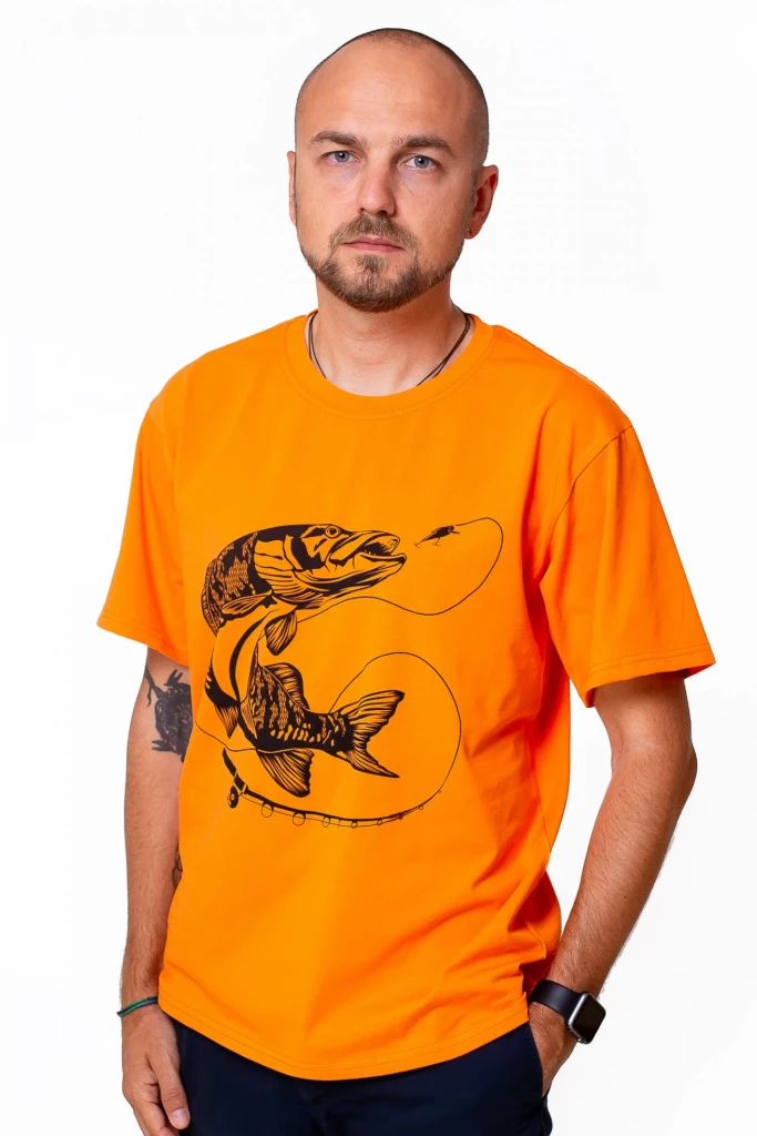 Футболка чоловіча